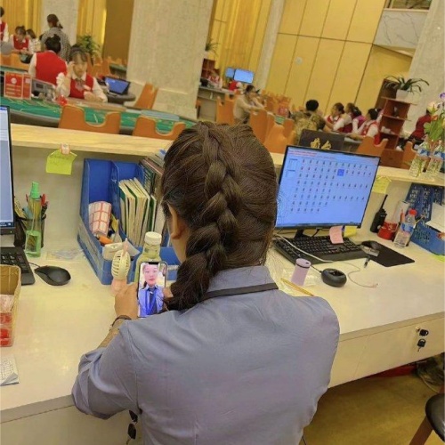 安信12游戏冠军奖杯
